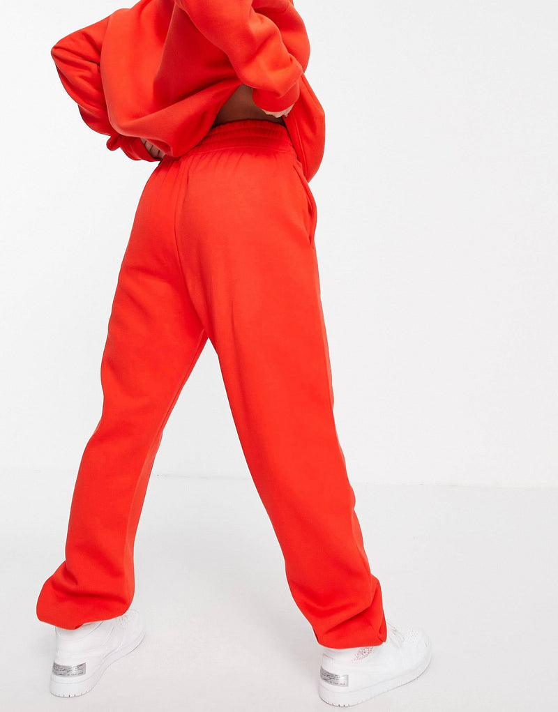 Nike oversized fleece jogger in chile red